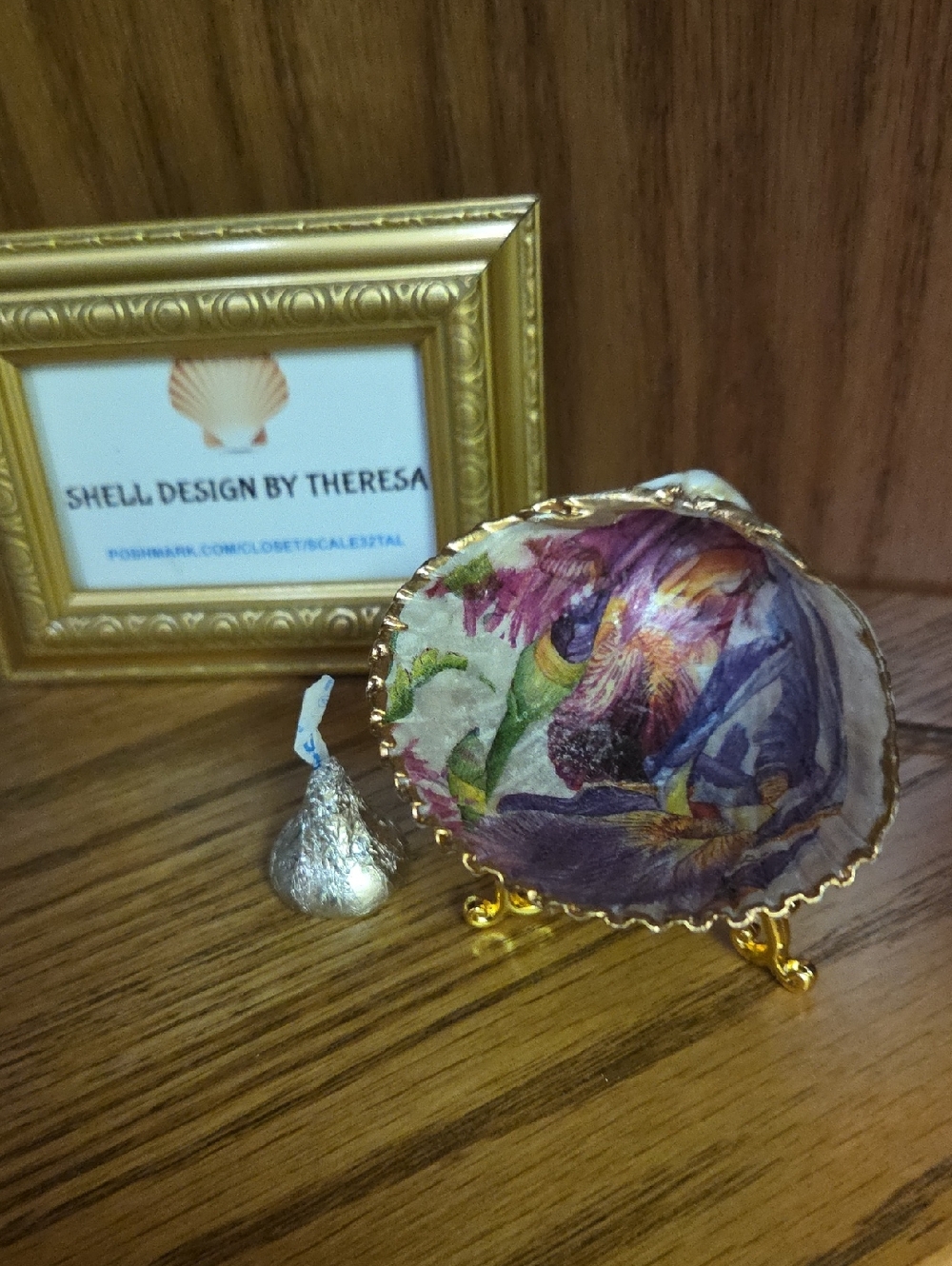 Handcrafted Floral Sea Shell Jewerly Dish